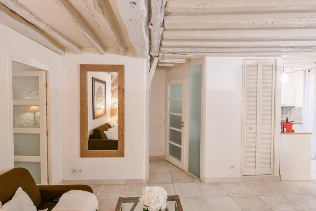 Cosy Appartement En Plein Marais Paris Luaran gambar