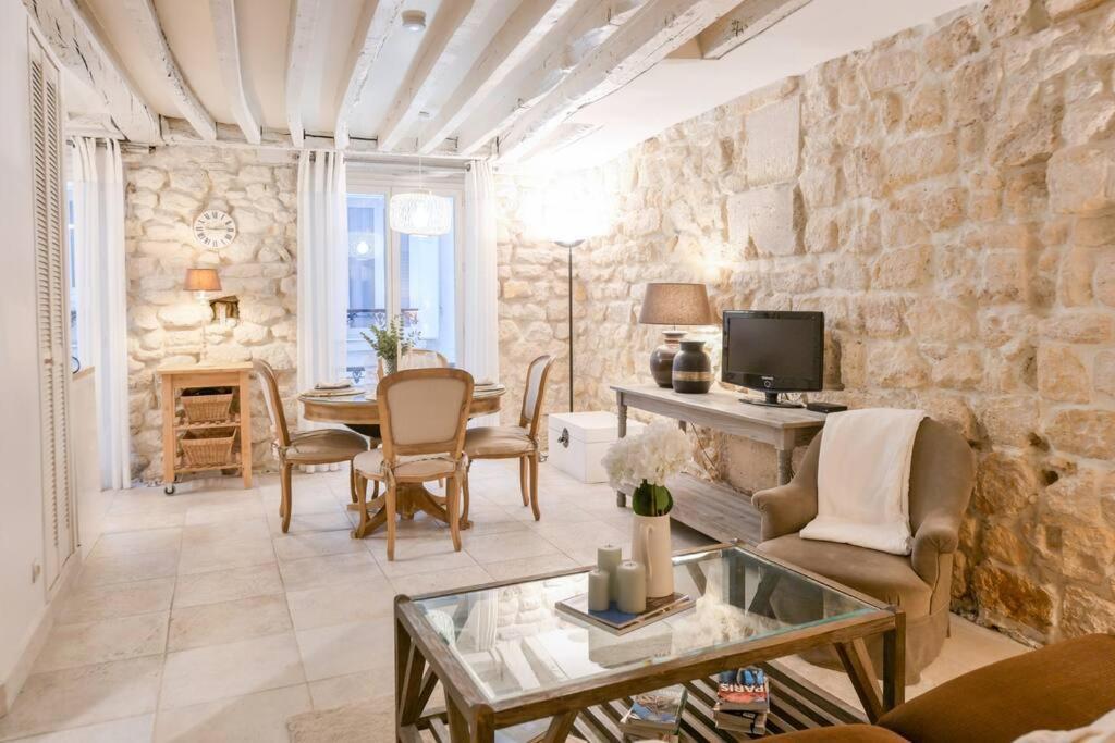 Cosy Appartement En Plein Marais Paris Luaran gambar
